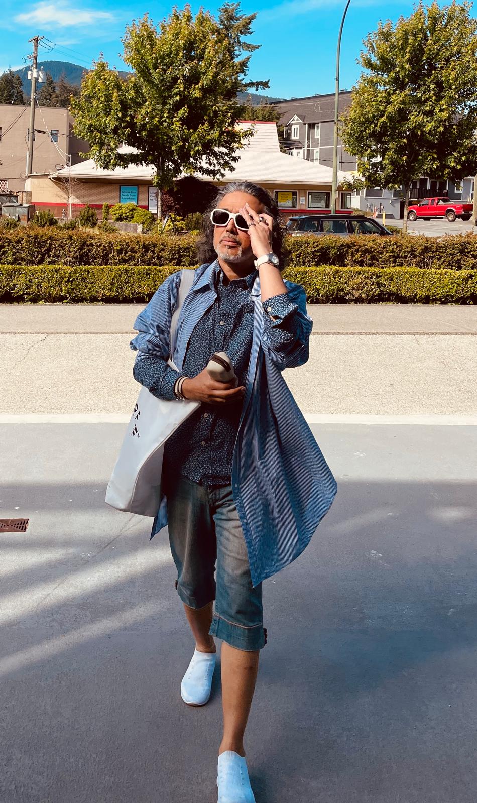 Street style — indigo layers