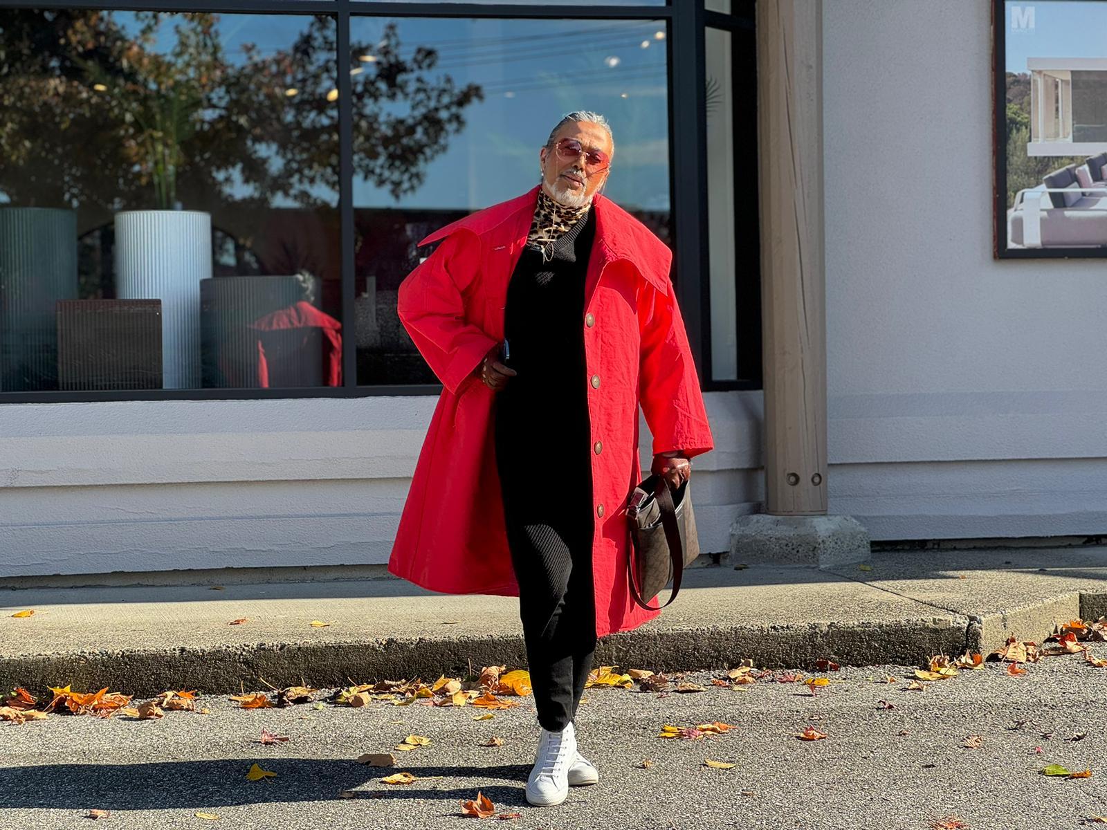 Street style — scarlet statement