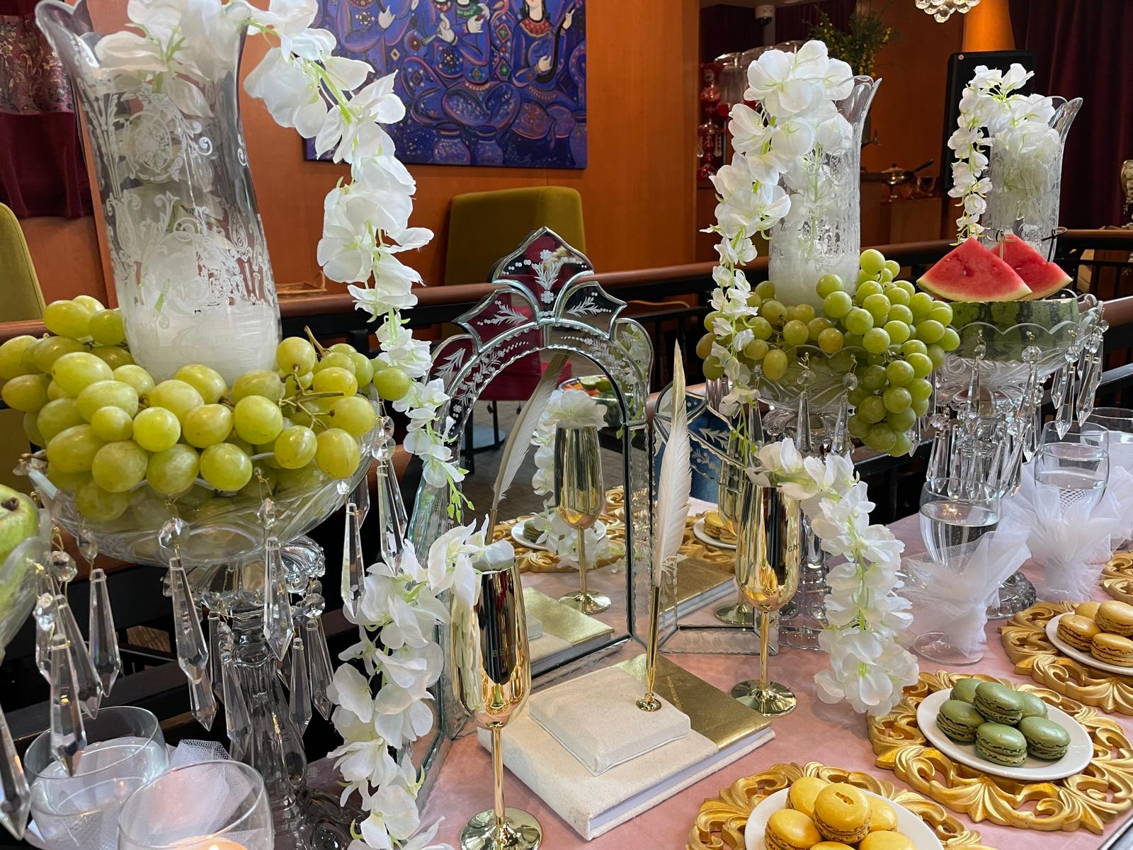 Sofreh — orchids, grapes & gold